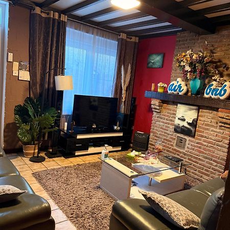Bien-Etre-Au-Calme Et Parking Gratuit Villa Seraing Kültér fotó